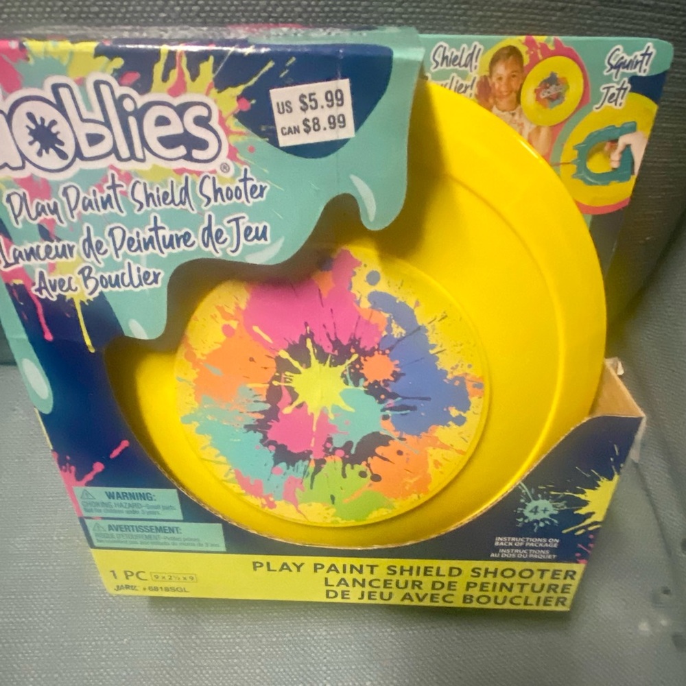 NWT……brand new Goblies paint shield and shooter!!!!! Fun